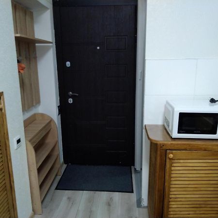 Смарт-Квартира Возле Жд Вокзала Odessa Extérieur photo